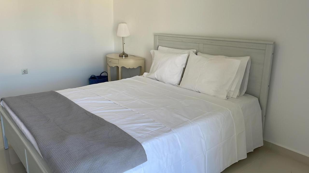 Locals Apartment Karpathos Extérieur photo